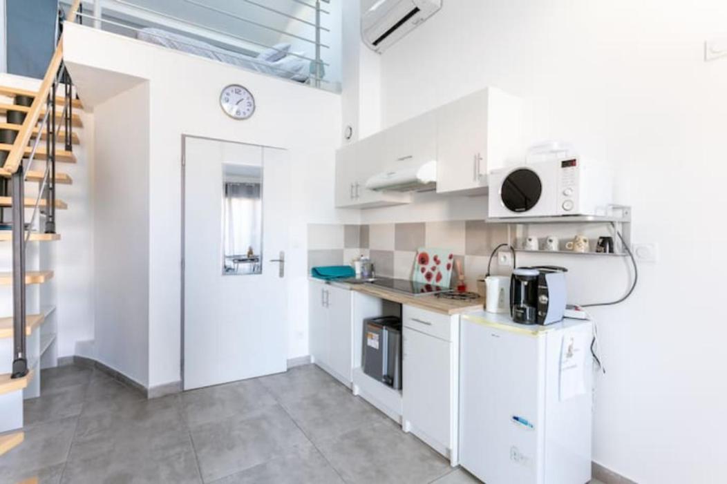 Studio Meuble Saint-Andre-de-Sangonis Exterior photo