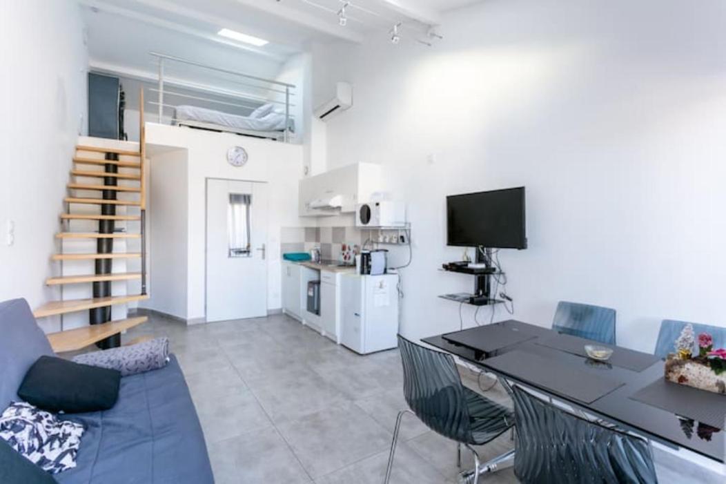 Studio Meuble Saint-Andre-de-Sangonis Exterior photo