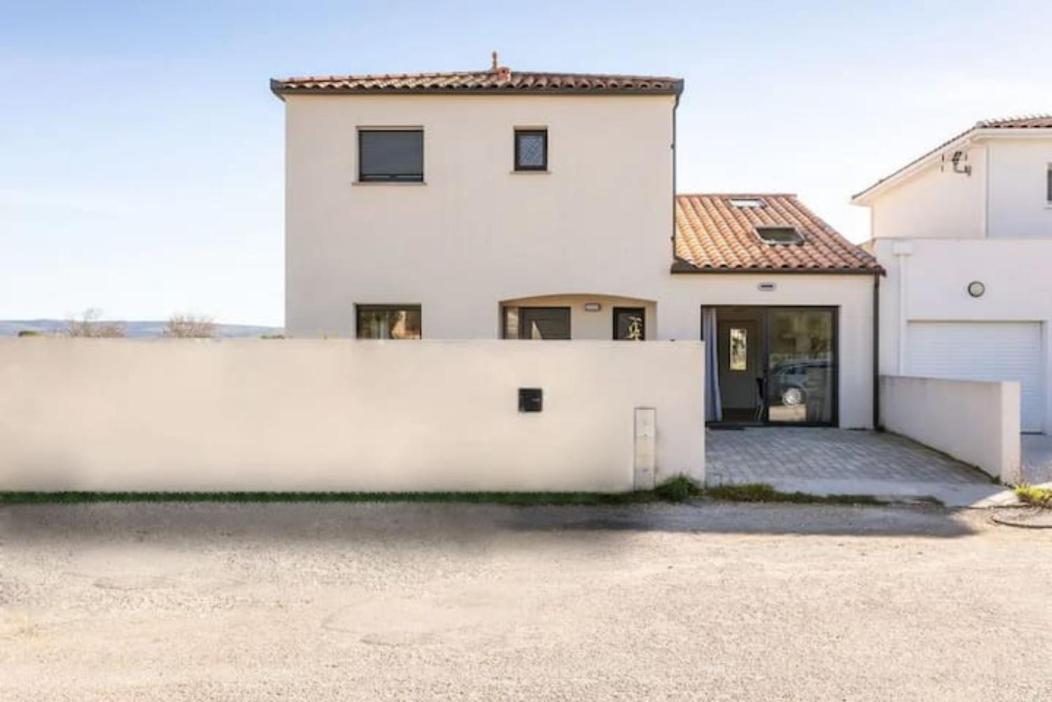 Studio Meuble Saint-Andre-de-Sangonis Exterior photo